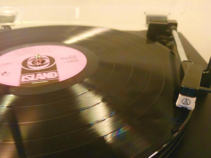 Billede af plade på pladespiller