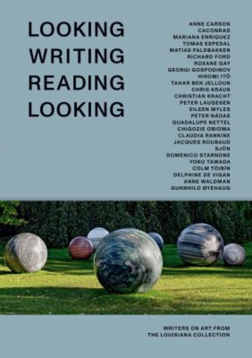 : Looking, writing, reading, looking (Tekst på engelsk)